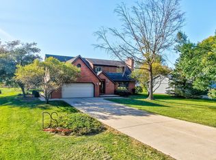 2213 Caton Rd, Ottawa, IL 61350