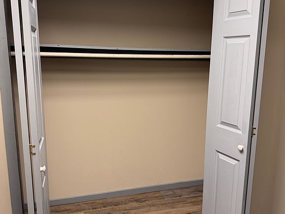 5th image of 5224 W Seneca St #2