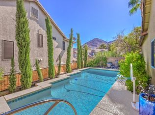 718 Pacific Cascades Dr, Henderson, NV 89012