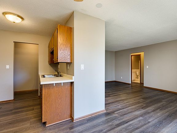 2nd image of 6015 W Broadway Ave APT 105