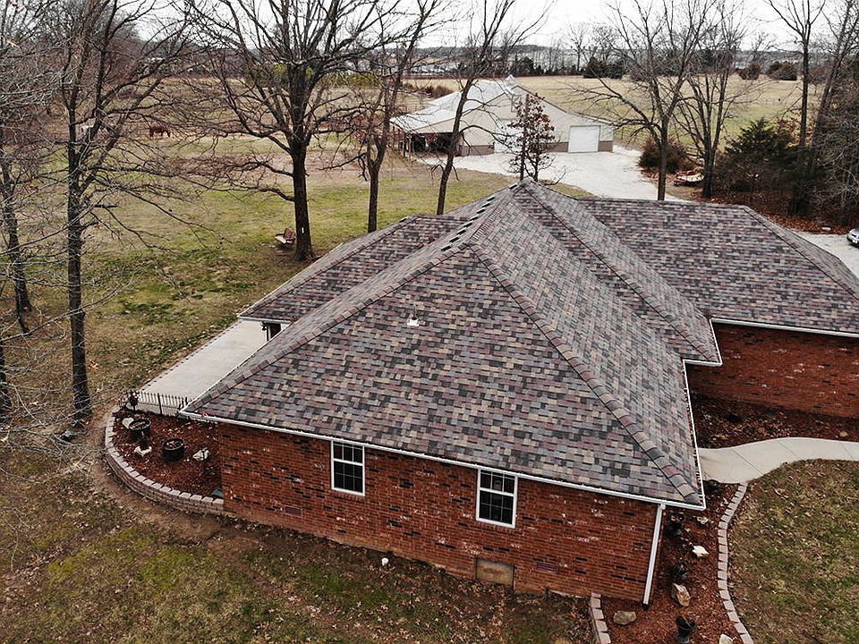 1st image of 999 Shilee Dr