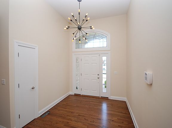 4th image of 25050 W Palmer Ct