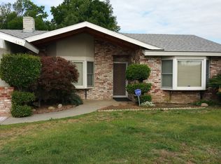 1443 S Hope Ave, Reedley, CA 93654
