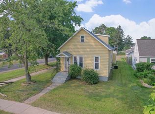 638 Elizabeth Ave, Marinette, WI 54143