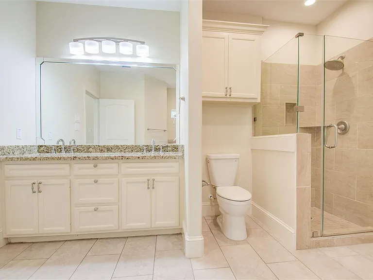 10572 Twin Oak Dr — Photo 33