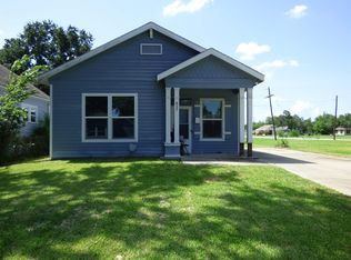 837 11th St, Port Arthur, TX 77640