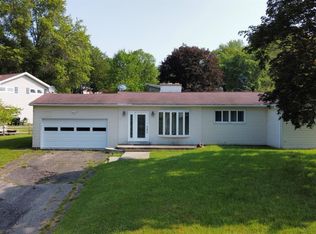 2 Sunnyside Dr, Owego, NY 13827