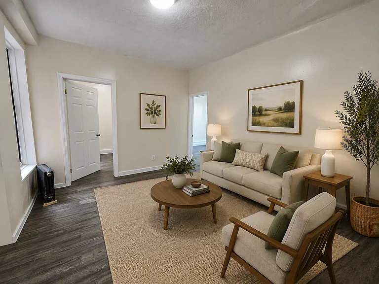 2070 Arthur Ave #1E — Photo 3