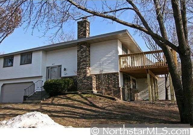 Home for Sale in Eagan, MN $144,900