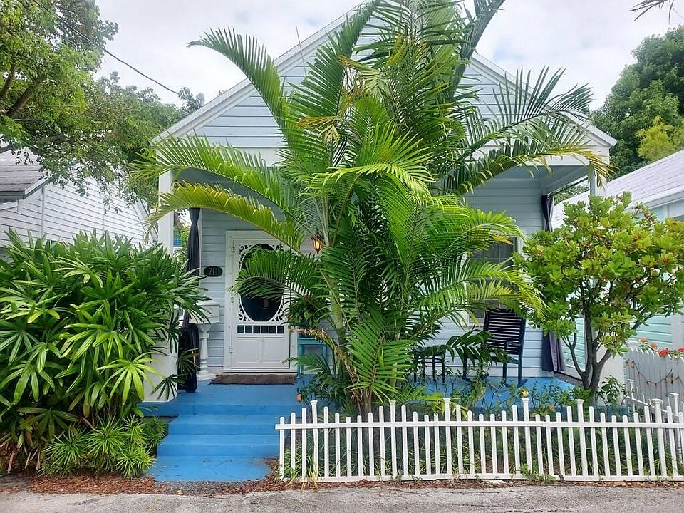 1st image of 711 Galveston Cottage Ky