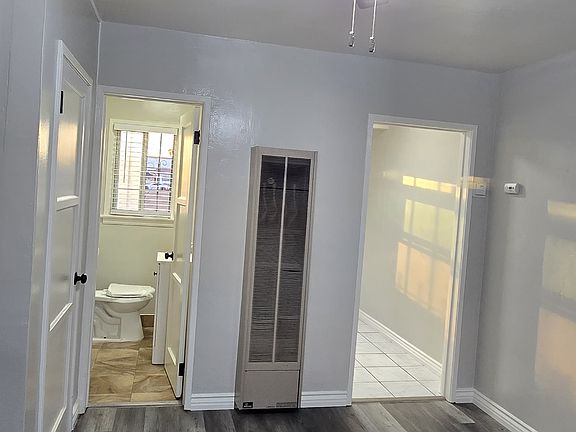 2nd image of 5727 Loveland St