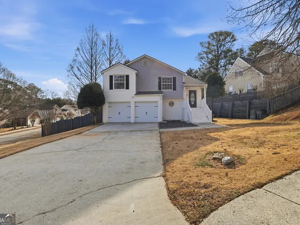 52 Central Park Dr, Hapeville, GA 30354