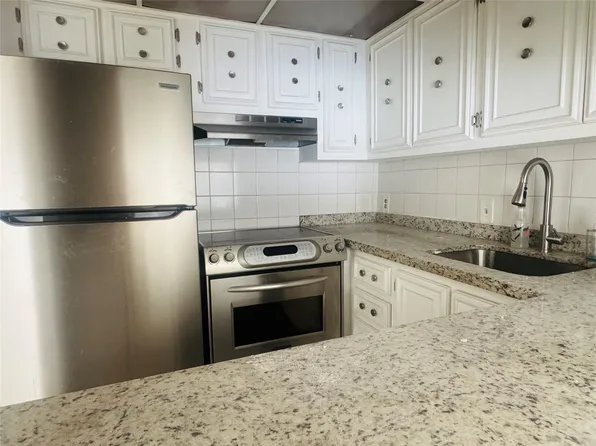 4848 NW 24th Court #330, Lauderdale Lakes, FL 33313
