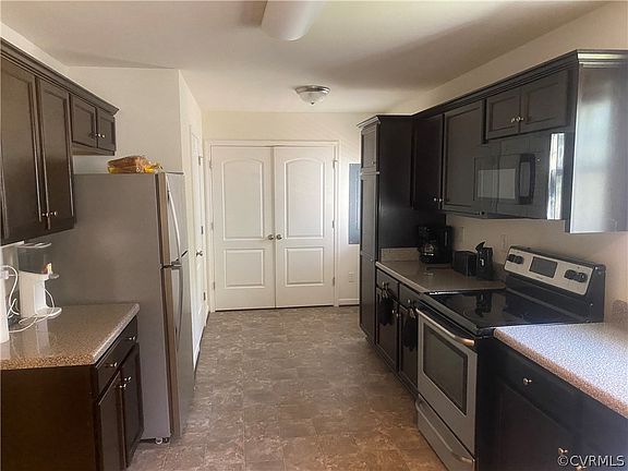 2nd image of 1513 Lynhaven Ave