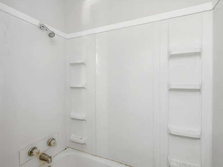 501 Ladd St — Photo 23