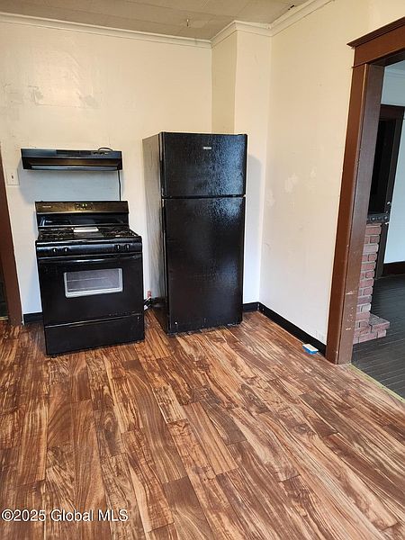 4th image of 31 Ft Johnson Avenue