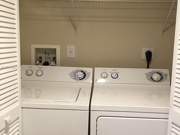 4th image of 19501 W Country Club Dr APT 1507