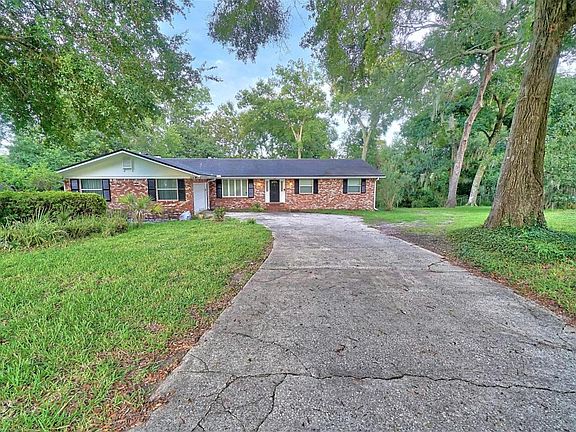 2nd image of 3737 Cove Ct