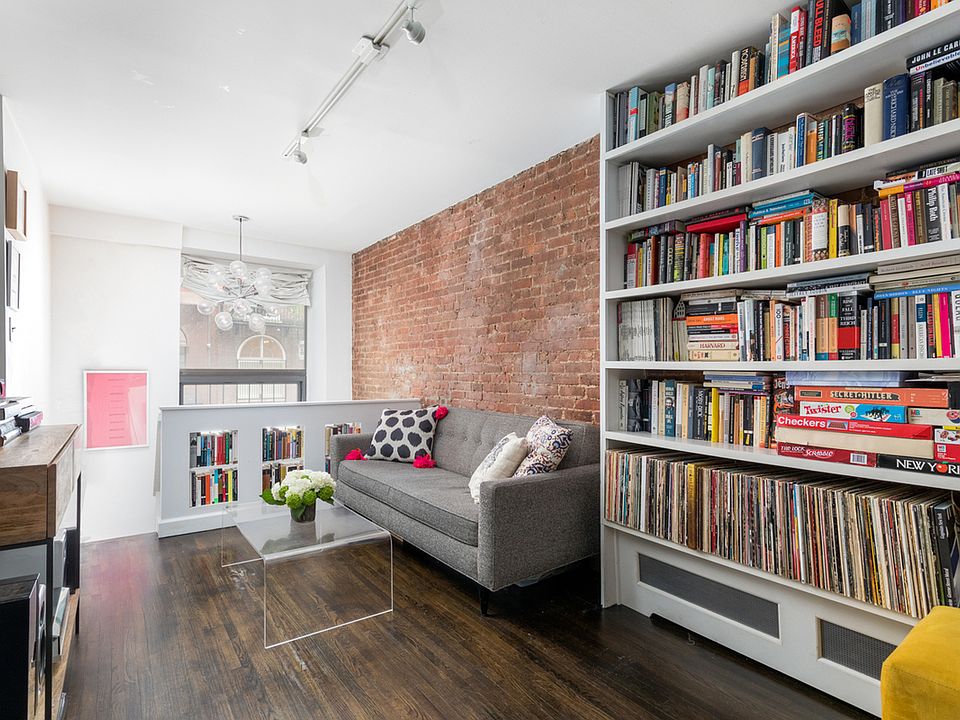 1st image of 15 Jones St APT 1H