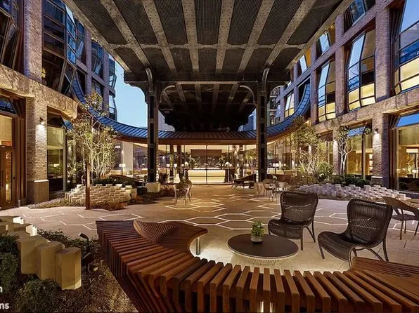 515 West 18th Street image 13 of 14