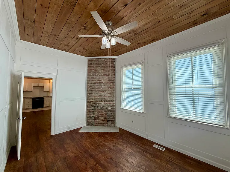 628 Rutledge Ave — Photo 9
