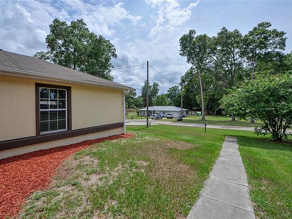 5th image of 13829 SE 53rd Ave
