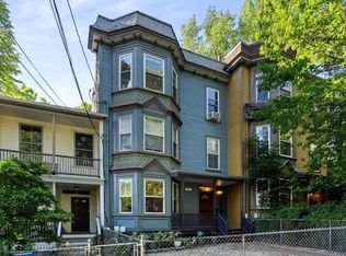 281 Chestnut Ave #1, Jamaica Plain, MA 02130