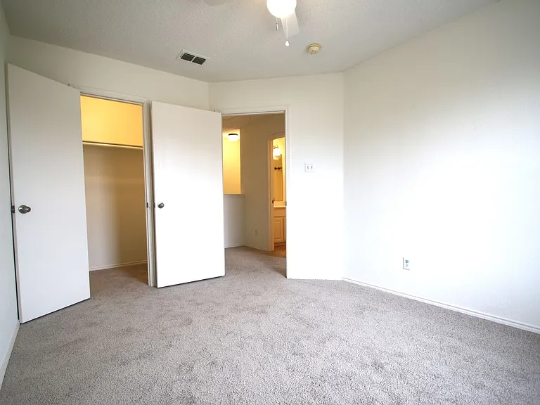 5036 Diaz Ave — Photo 18