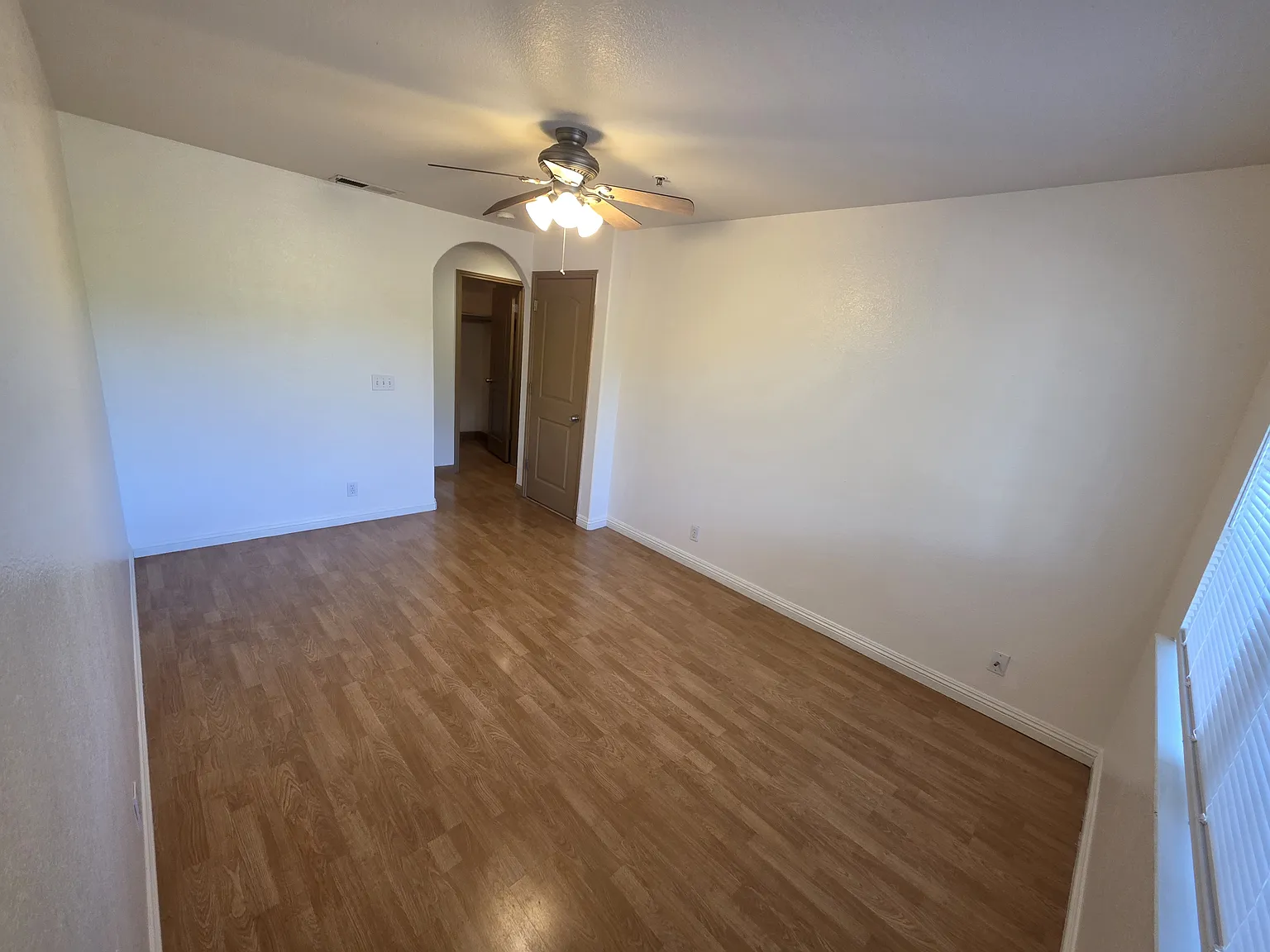 819 H St — Photo 2