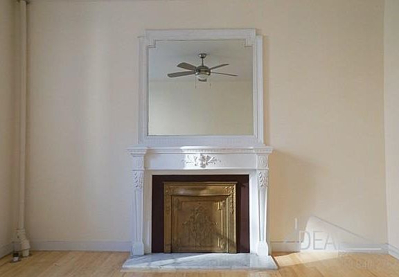 2nd image of 287 E 18th St #5