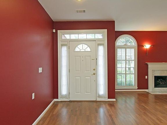 3rd image of 3162 Blairhill Ct