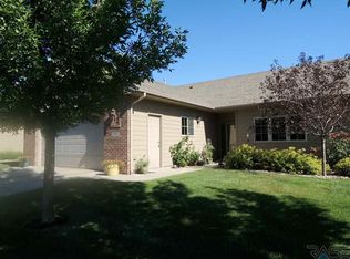 3506 W 91st Pl, Sioux Falls, SD 57108
