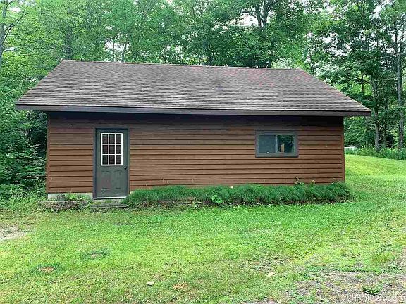 4th image of 34548 Deerwood Dr