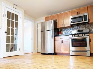 18 Rose St #2, Burlington, VT 05401