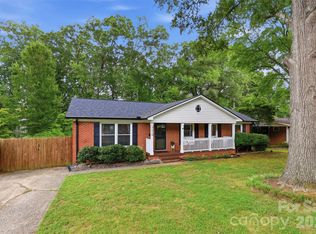 3628 Winterfield Pl, Charlotte, NC 28205