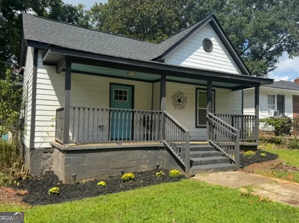 2220 Lee St SW, Covington, GA 30014