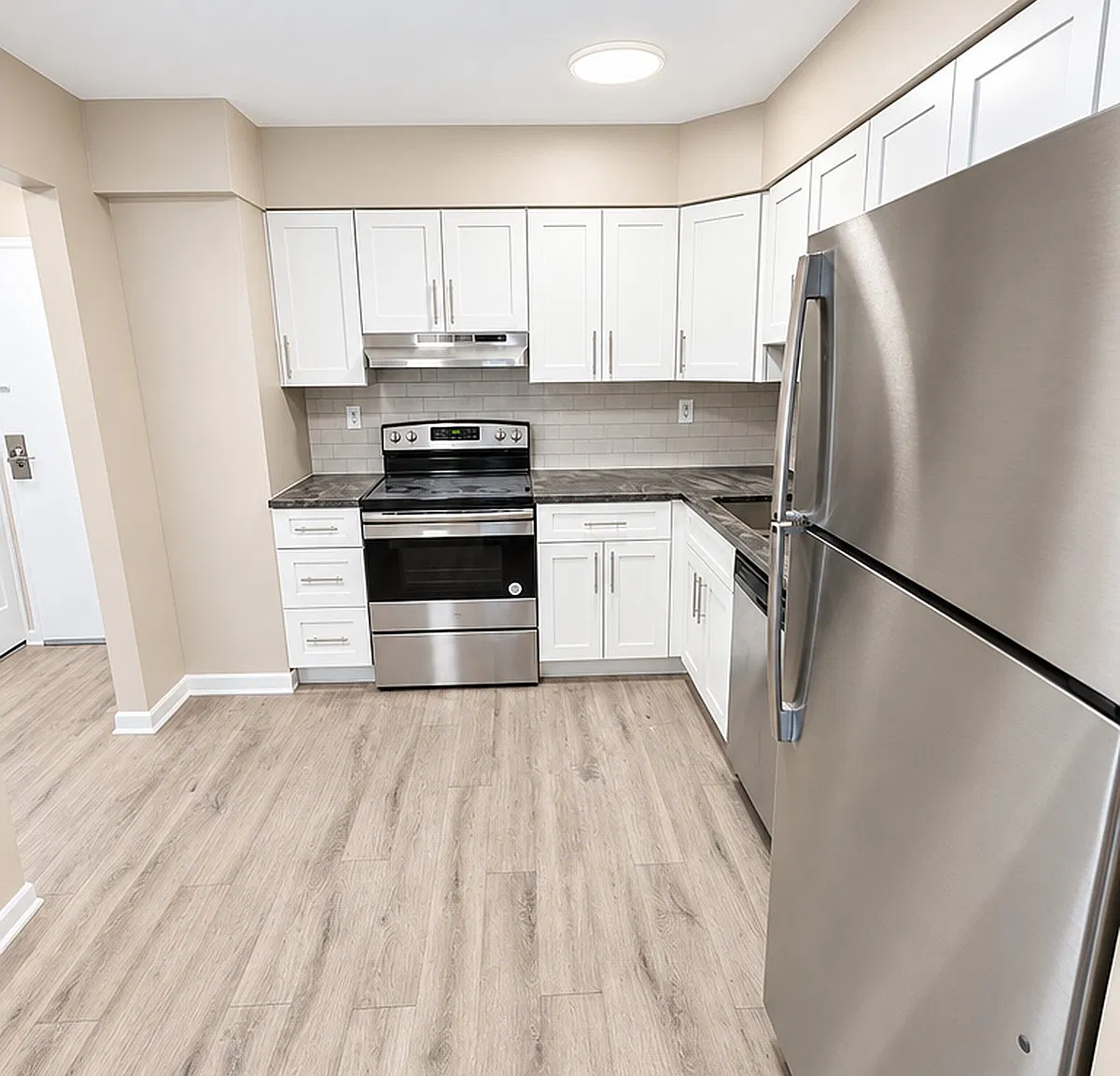 1 bed, 650 sqft, $1,950 — Photo 1