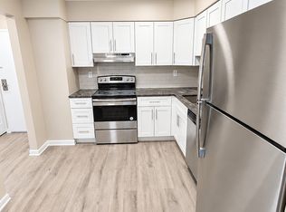 75AC4 Avonwood Rd #C4, Avon, CT 06001