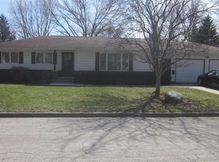 524 Bissell St, Laurens, IA 50554
