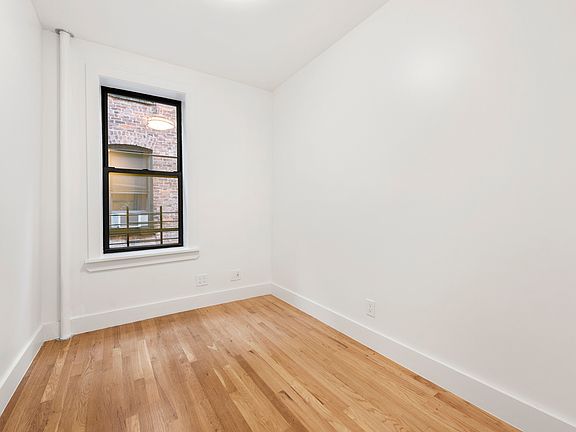 3rd image of 419 16th St #12B