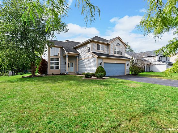 2nd image of 979 Pennwood Ln
