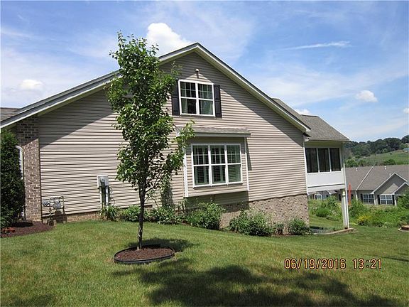2nd image of 1127 Scepter Ln W