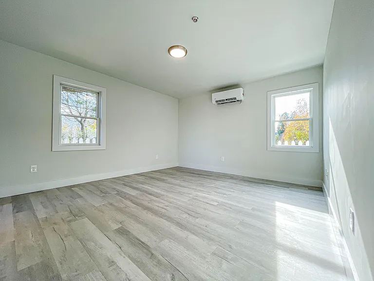 265 Cottage Rd #6 — Photo 32