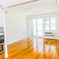 Rented by Urban Realty NYC