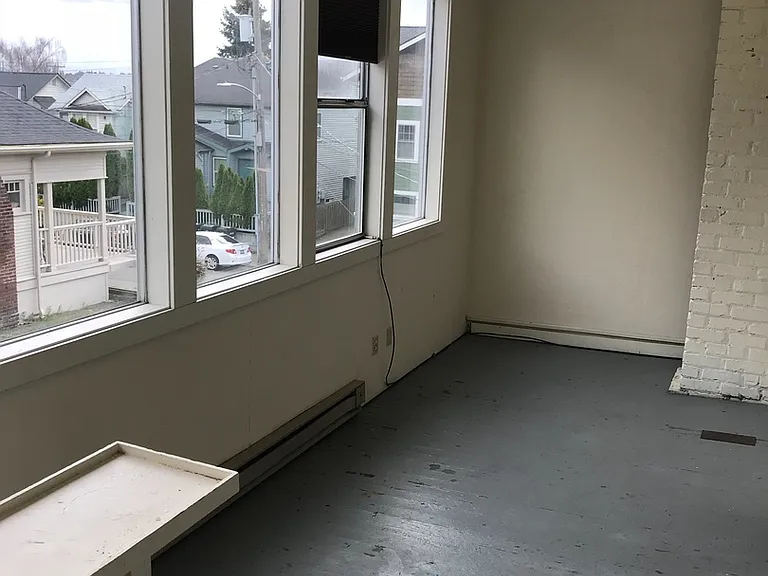 Fremont Apartments - Located on Fremont Ave — Photo 23