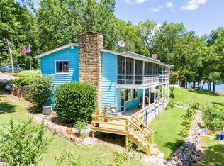 21 W Lakeshore Dr, Cherokee Village, AR 72529
