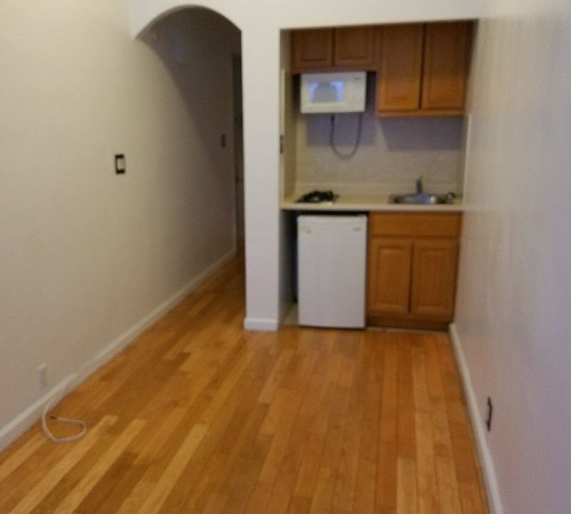 2nd image of 73 Lexington Ave APT 5C
