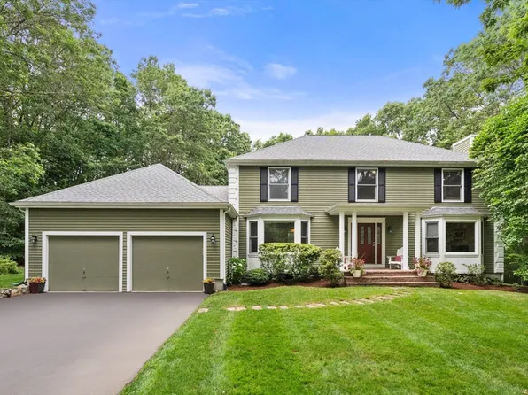 12 Thorny Lea Rd, Sharon, MA 02067