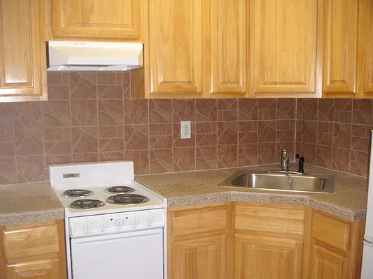 Rented by Koerner & Associates | media 1