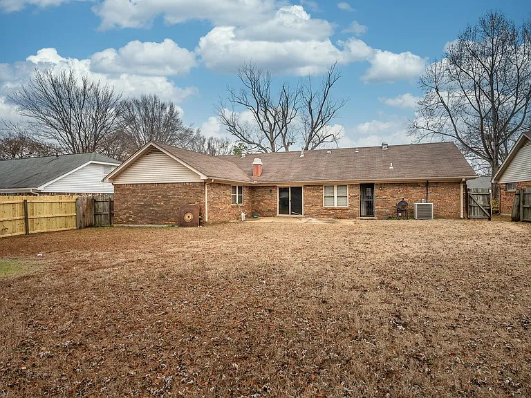 3935 N Heatherhill Dr — Photo 19